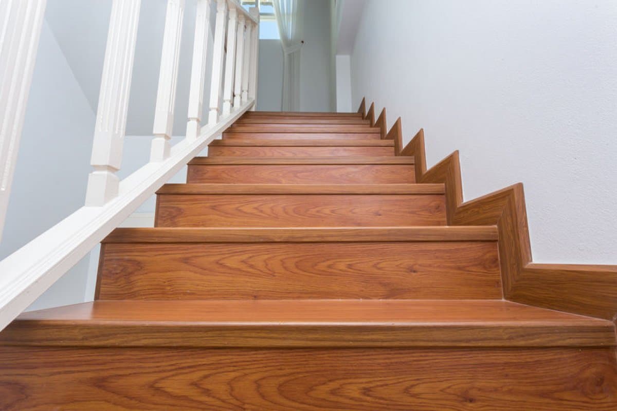  how to install tile on stair landing with rounded edge 